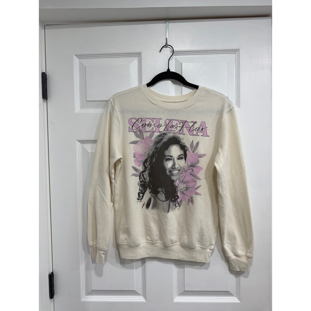 Selena Quintanilla Como la Flor Graphic Sweatshirt‎ Cream Womens Small